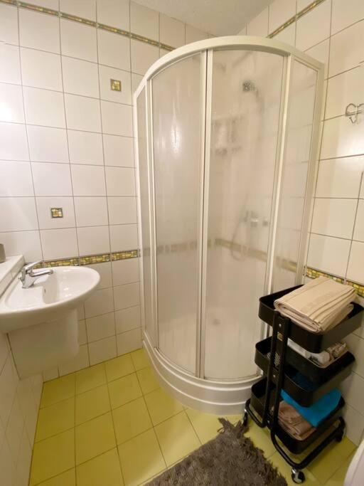 Cozy And Warm Apartment In The Heart Of Karlsbad Ngoại thất bức ảnh